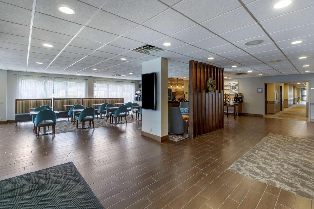 Best Western Plus Bellingham Exterior photo